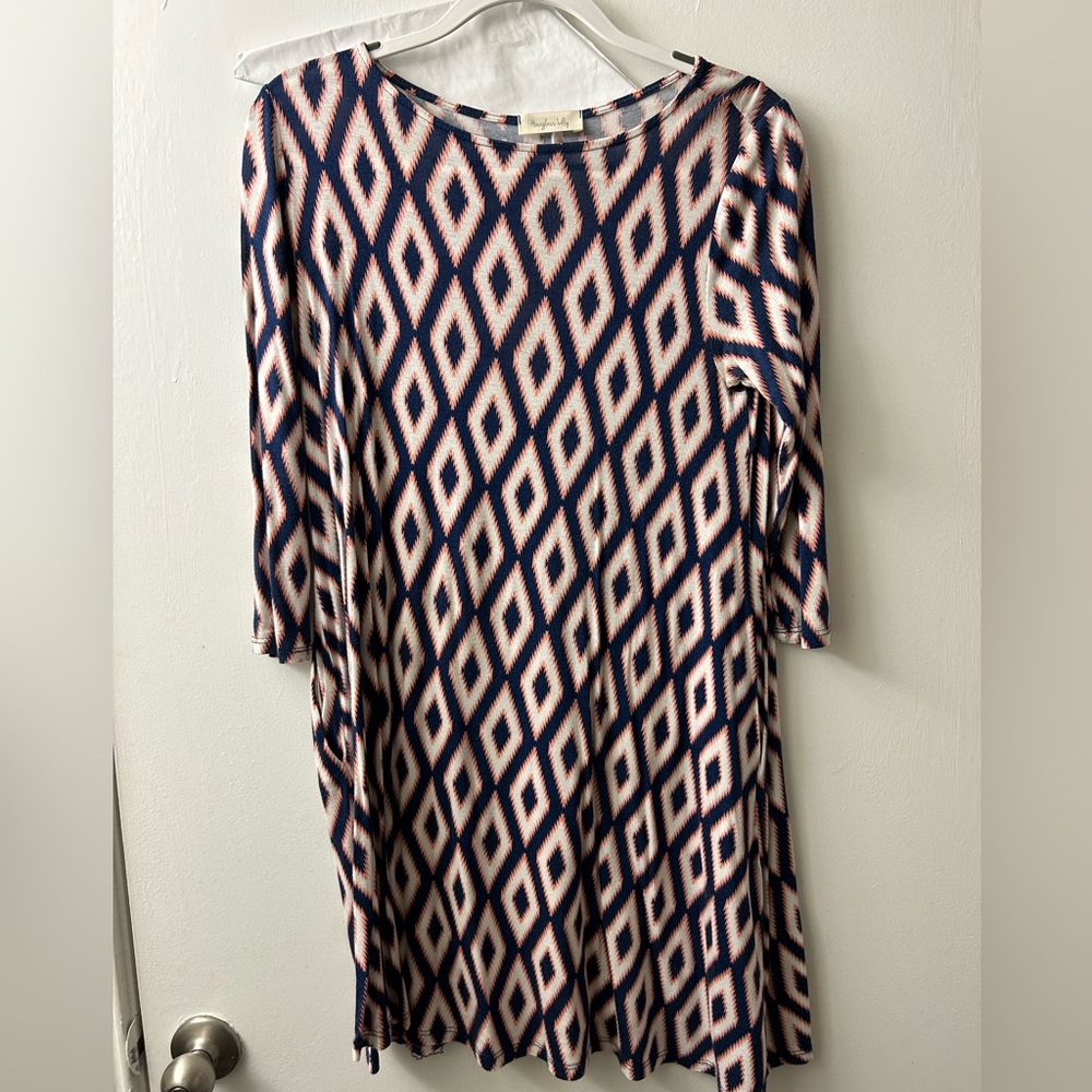 Hourglass Lily shift t-shirt dress